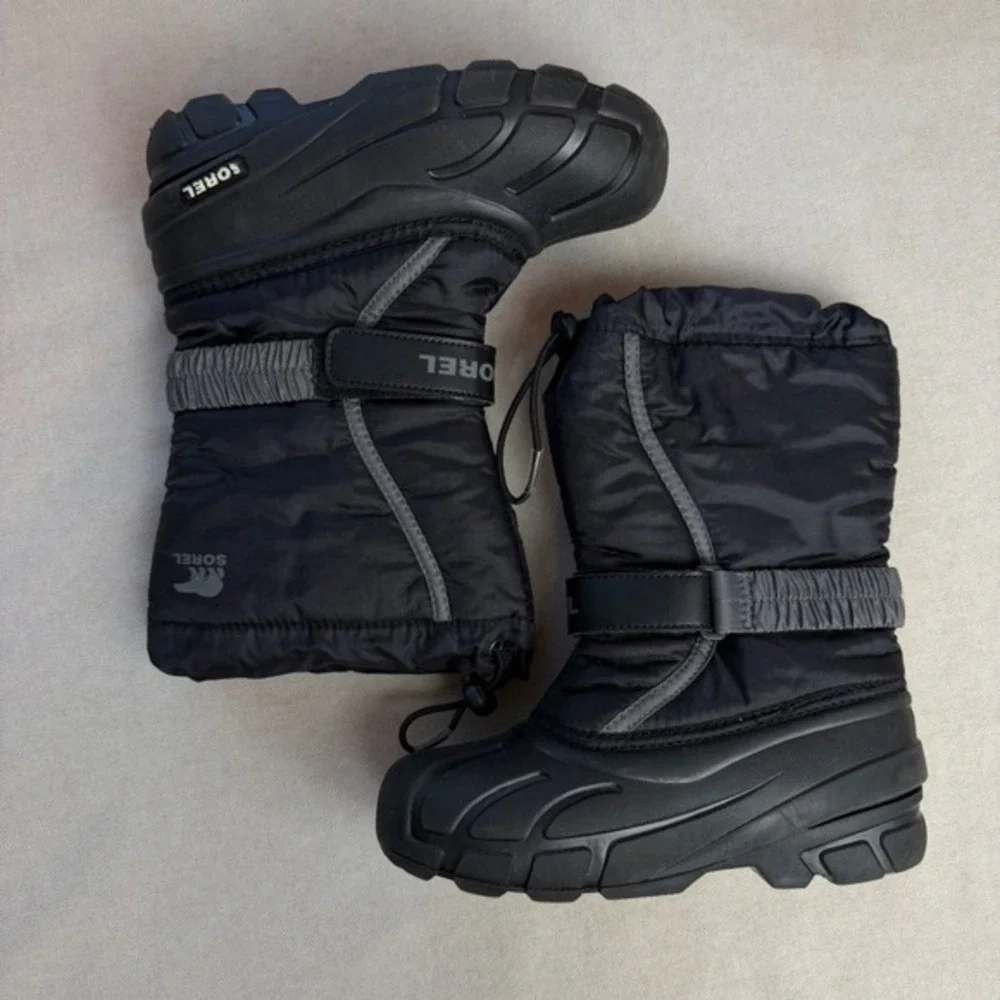 Sorel Kids Flurry Black Snow Boots‎ Waterproof Winter Size 2